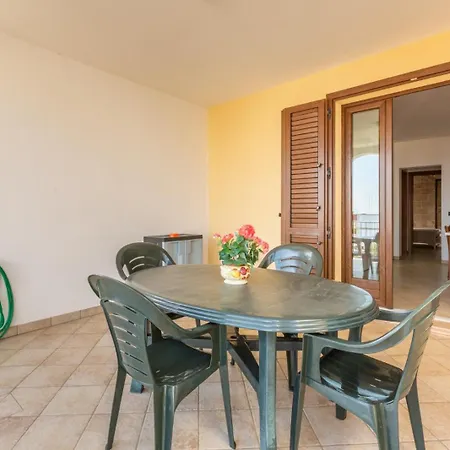 2 Holiday home *